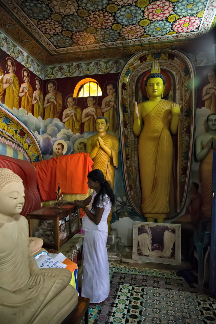SRI LANKA Archaeological Sites