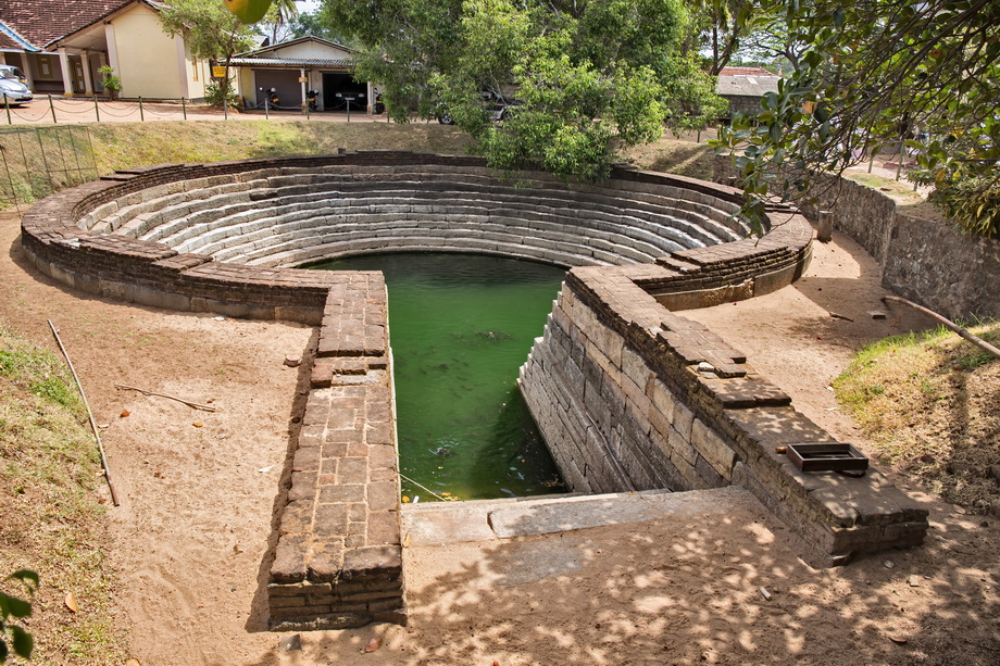 SRI LANKA Archaeological Sites