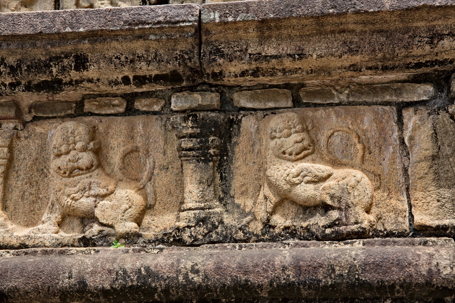 SRI LANKA Archaeological Sites