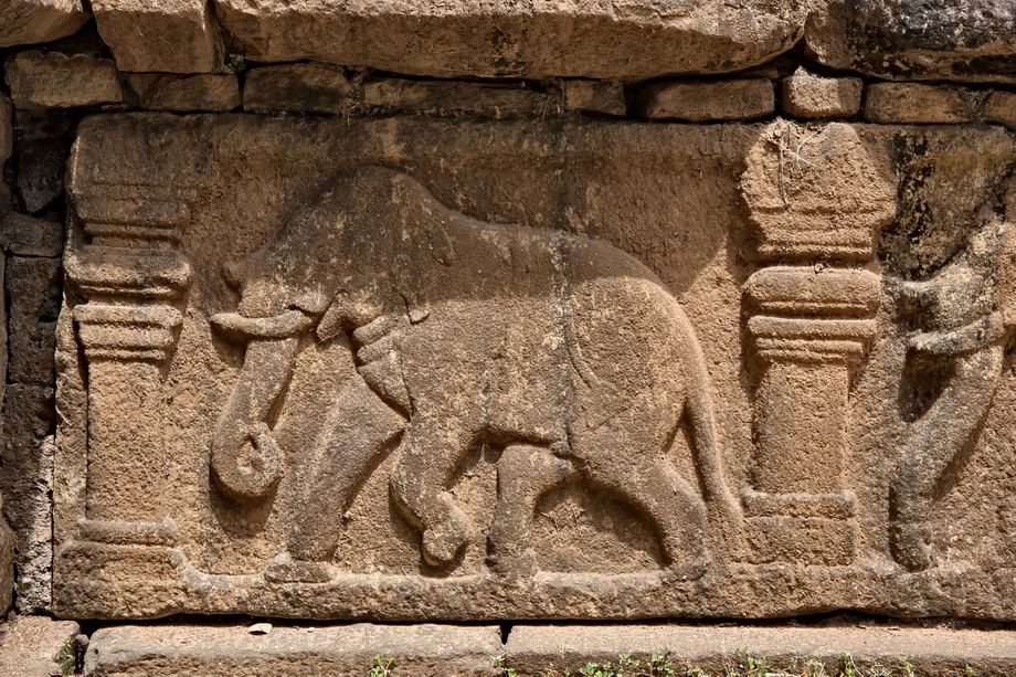 SRI LANKA Archaeological Sites