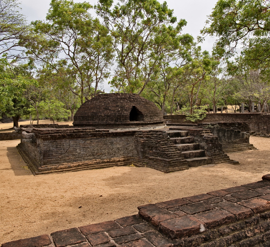 SRI LANKA Archaeological Sites