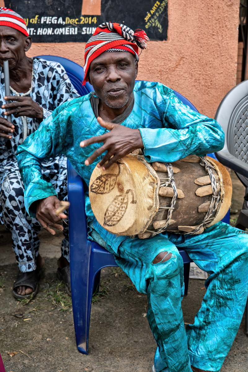 Ezillo People