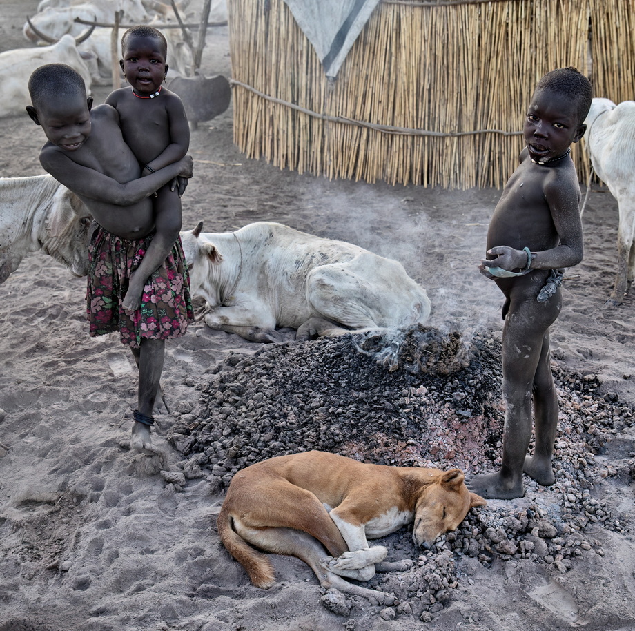 Mundari People