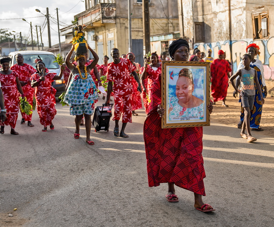 Akan Funeral