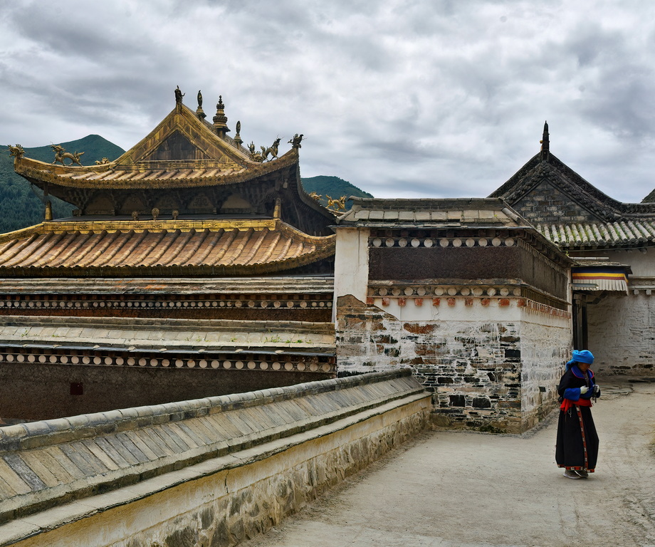 Tibetani People