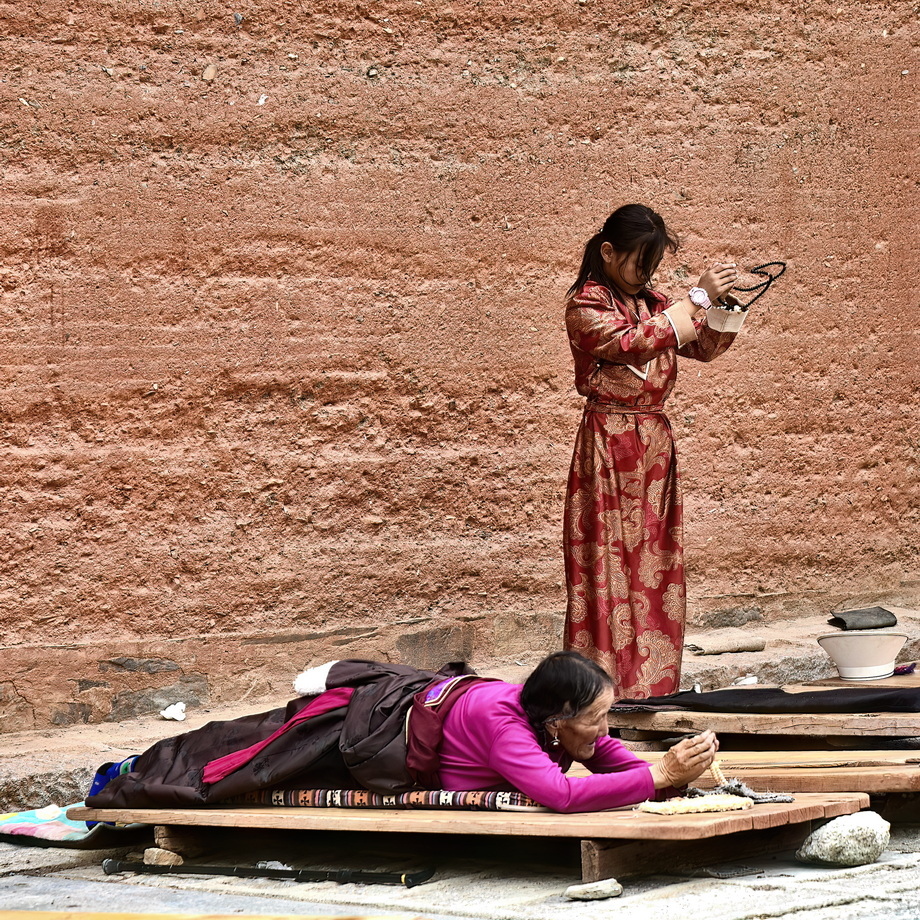 Tibetani People